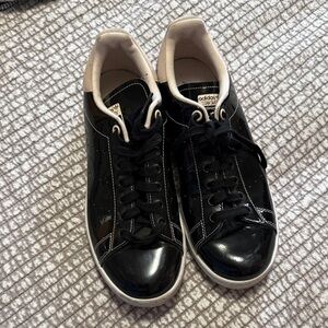 Adidas Women’s Black and Pink Sneakers